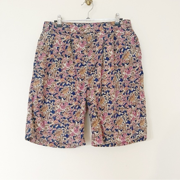Vintage 90s Floral Patterned Golf Shorts - Picture 1 of 7